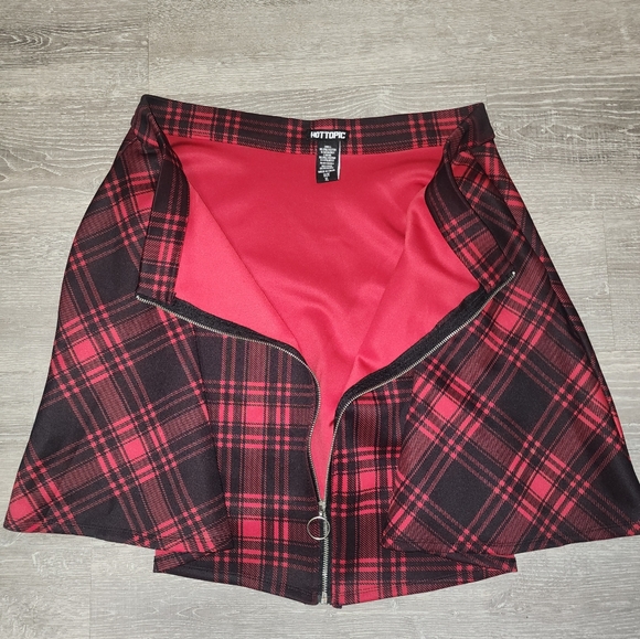 Hot Topic Plaid O-Ring Skater Skirt XL - Picture 4 of 4